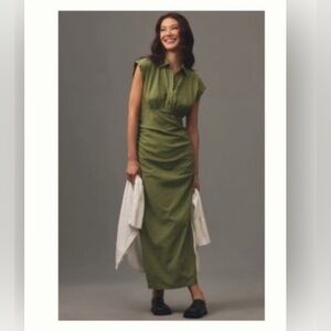 Cap-Sleeve V-Neck Ruched Slim
Midi Dress Anthropologie